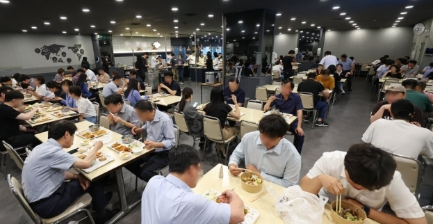 정년 65세 시대 기업들 개인연금 지원 앞다퉈 확대